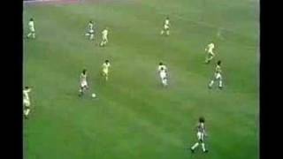 John Mahoney goal v Leeds Utd 1974 [upl. by Jeffcott]