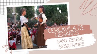 𝗕𝗮𝗹𝗹 𝗱𝗲 𝗚𝗮𝗿𝗹𝗮𝗻𝗱𝗲𝘀 I Cercavila de gegantsFM Hivern Sant Esteve Sesrovires 26122023 [upl. by Annavaj240]