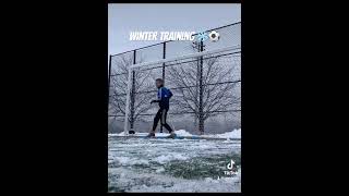 soccershorts chicagosoccer soccertraining soccerdrills soccer viralshorts chicago winter [upl. by Foulk]