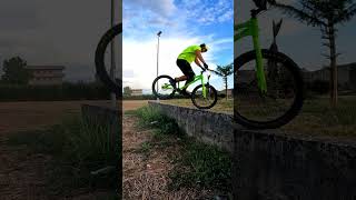 MY HIGHEST 270 DROP mtb biketrial streettrials bikelife trials bmx foryou perte [upl. by Wentworth]