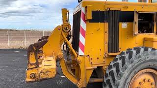 Grader Niveleuse Caterpillar 12G [upl. by Alorac375]