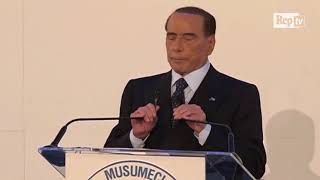 Elezioni Sicilia Berlusconi Faremo il ponte sullo Stretto e un piano Marshall per lisola [upl. by Medina]