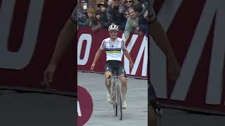 GRANDE LOTTE Kopecky wint met overmacht de Strade Bianche Donne kopecky lottekopecky [upl. by Adiene]