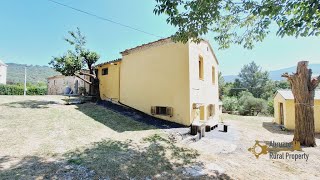 Perfect condition country house for sale with garage and separate unit for sale Abruzzo Italy [upl. by Averi466]