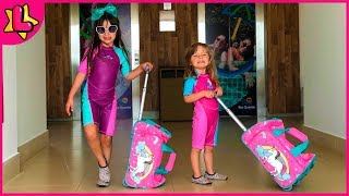 VLOG DA MINHA VIAGEM DE FÉRIAS PARA O PARQUE AQUÁTICO  Jéssica Godar e Laurinha e Helena [upl. by Refenej330]