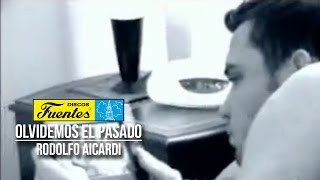 OLVIDEMOS EL PASADO  Rodolfo Aicardi con Los Hispanos Video Oficial  Discos Fuentes [upl. by Onitnerolf]