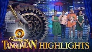 Tawag ng Tanghalan Jhong shows off the new quotgongquot [upl. by Flory]