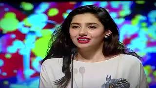 Mahira Khan First Lux Style Award on humsafar [upl. by Avad]