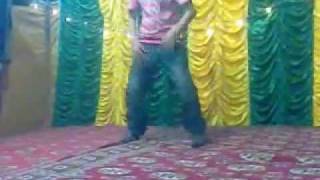 le le maza le full song blurey [upl. by Yednarb]