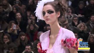 Chanel  Défilé Haute Couture Printemps  ÉTÉ 2013 [upl. by Aklam]