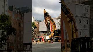 Update Construction at the Berkeley Square London london [upl. by Llewsor923]