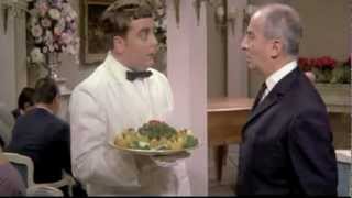 Louis de Funès  Le grand restaurant 1966  Honte Affront [upl. by Lindi]