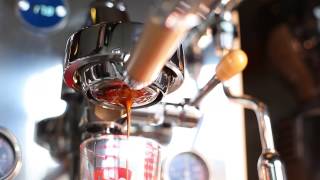 Espresso Machine Portafilter Comparison Bottomless vs Spouted [upl. by Ynnav]