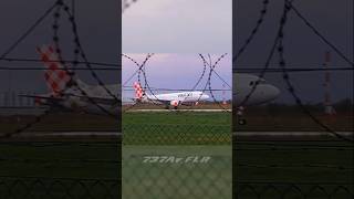 Volotea smooth landing in FLR ✈🧈🗿 aviation planespotting shorts [upl. by Hiroshi]