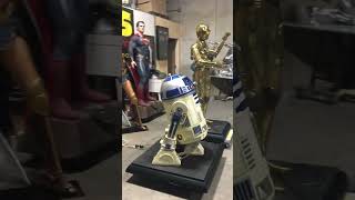 Sideshow R2 and 3P0 at Life Size Prop Shop [upl. by Stouffer]