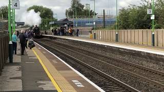 GWR Castle class Clun Castle 7029 arrives and departs Tamworth in fine form heading for York’s [upl. by Ehud818]