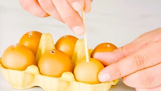 Poke 6 Eggs With A Wooden Skewer amp Freeze Them – You Wont Believe Your Eyes [upl. by Entirb]