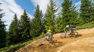 Descente familiale en VTT sur le Bike Park des Saisies [upl. by Ysdnyl887]