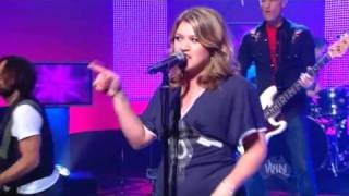 Kelly Clarkson  TV  I Do Not Hook Up  6 June 09  Australias Funniest Home Videos [upl. by Natividad151]