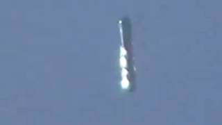 ASTONISHING Cigar Shaped UFO 2013 stabilized and zoomed [upl. by Herzog811]