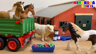 Animales de juguete 🐷🐴 Juegos para niños 🚜 Tractor Vacas Caballos Terneros ✨ Mimonona Stories [upl. by Eiramnerual]