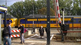 Spoorwegovergang Geleen Oost  Dutch railroad crossing [upl. by Aracaj354]