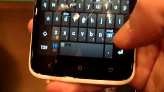 TouchPal Wave moitié Swype moitié BlackBerry Z10 MWC 2013 [upl. by Lamee]