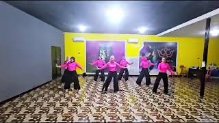 Aku Angkat Tangan  Line Dance  Choreo Helina Abhen INA  Level  Intermediate  Demo  Crown LD [upl. by Gerstein720]