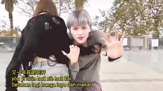 Zhege niandai 这个年代 Yang Lanyi 洋澜一 lagu pop mandarin pinyin lyric translate terjemahan Indonesia [upl. by Leonerd]