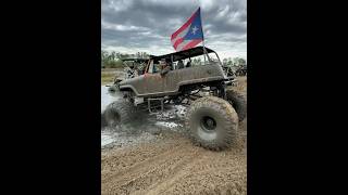 Custom Bronco Jeep getting Unstuck [upl. by Lenrow847]