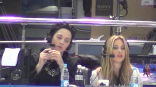 00008 Sochi 2014 Johnny WEIR singing and Tara Lipinski during FD [upl. by Secunda568]