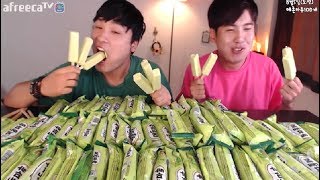 100 ice cream of melon flavor eating show of 10000 calories [upl. by Feigin]