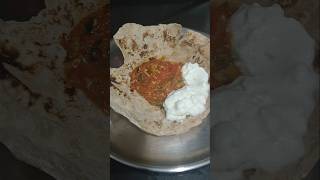 Kadak bhakri tomato chutney curd pizza [upl. by Chung]