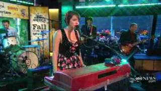 Norah Jones  Chasing Pirates  Live Good Morning America 11162009 [upl. by Ewell]