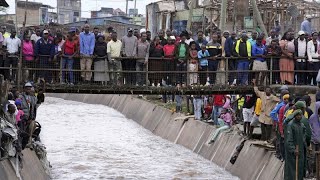 Kenya  un mort suite à lévacuation dun quartier en zone inondable [upl. by Sheila]