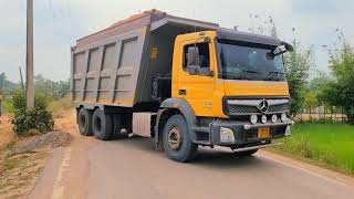 Bharatbenz 2828c Dumper Unloading mitti 2024 [upl. by Jarlath743]