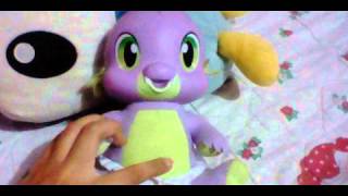 My little pony toys so soft Spike The baby Dragon talking toy Latin Spanish [upl. by Doolittle553]