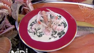 RECETTE  Gratin de langoustines sur lit dépinards [upl. by Yur]