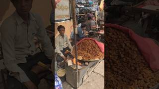 😋🤤Mouthwatering tilli fry from Jama Masjid Street Delhi delhistreetfood jamamasjidfood foodvlog [upl. by Ellehcil]