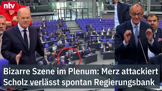 Bizarre Szene im Bundestag Merz attackiert  Scholz verlässt spontan Regierungsbank  ntv [upl. by Peer]