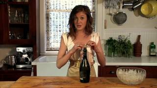 How to Open Prosecco [upl. by Lucrece]