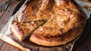 Galette à la VRAIE frangipane vegan  LHerboriste [upl. by Llebyram]