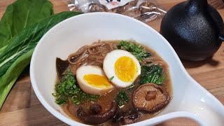 Ramen  Vegetarisch oder Vegan  Mori kocht feat BARMER [upl. by Notgnilra]