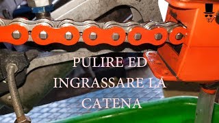 Pulire ed Ingrassare la catena della moto Metodo pratico [upl. by Edmondo339]