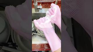 Silicone Hand Gloves Aasaan Tareeka Apne Bartano Ki Safai Karne Ka shorts [upl. by Eile445]