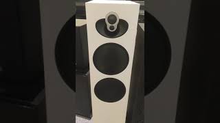 Linn Majik 140 Floorstanding Speakers [upl. by Dnomde]