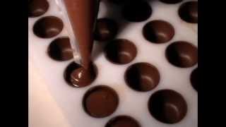 Pralinen selber machen  Ganache selbst herstellen [upl. by Yarg424]