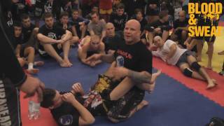 Джефф Монсон Разрыв охраны Jeff Monson How to break guard [upl. by Bodi632]