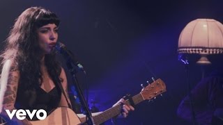 Mon Laferte  El Cristal En Vivo [upl. by Helena]