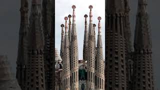 SAGRADA FAMILIA de Barcelona  Impresionante [upl. by Cooley692]